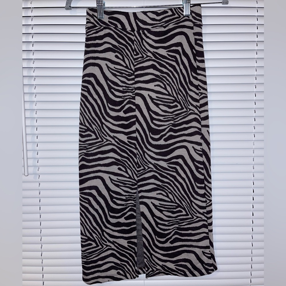 Altar’d State zebr-printed skirt with slit in back